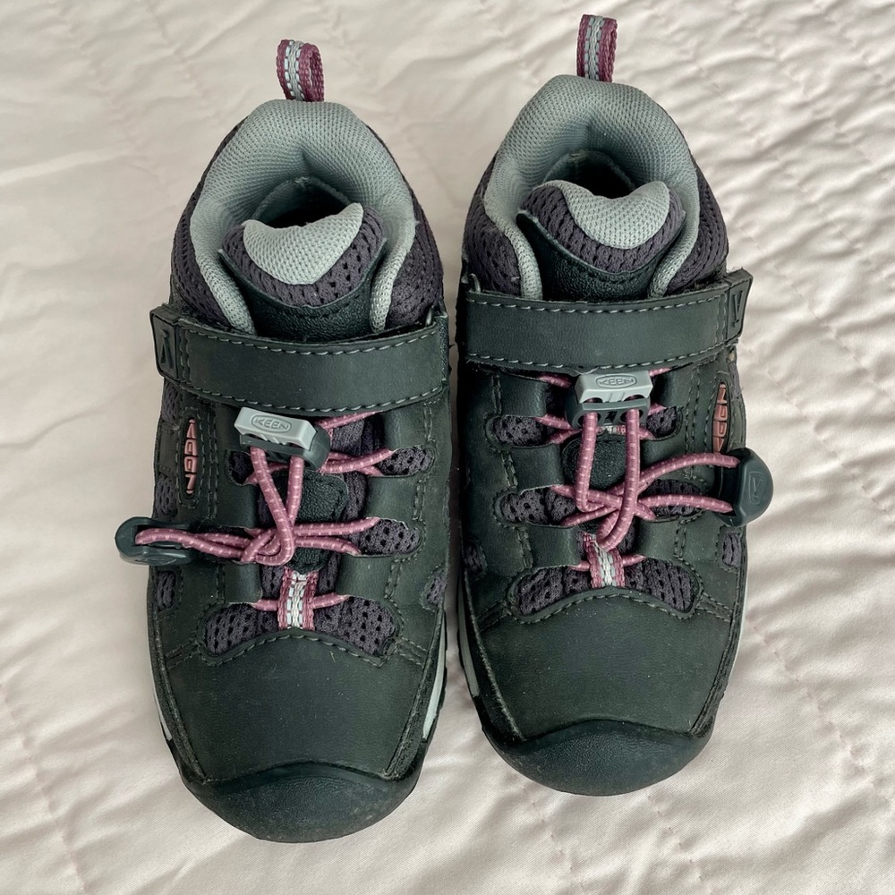 Keen Child Targhee Low Hiking Shoes Size 8